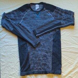 L Oldo Base Layer